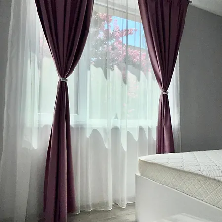 Si Homes, Cozy Apartment, Covered Parking, Fast Wi-fi شقة
