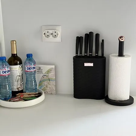 Si Homes, Cozy Apartment, Covered Parking, Fast Wi-fi شقة *